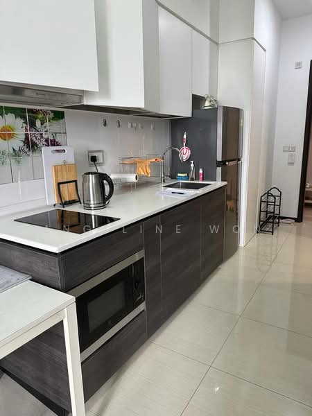 Sims Urban Oasis, 12 Sims Drive, Studio, 463 sqft, Condominium For Sale, by Angeline Won, 500160838 - Kitchen - PropertyGuru.com.sg