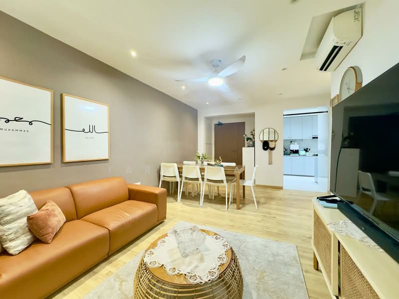 620B Tampines Street 61, 620B Tampines Street 61, 3 Bedrooms, 1,001 sqft, HDB Flat For Sale, by Farah Zack, 500160839 - Living Room - PropertyGuru.com.sg
