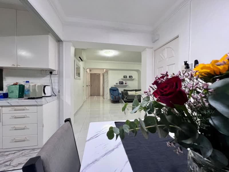 469 Pasir Ris Drive 6, 469 Pasir Ris Drive 6, 3 Bedrooms, 1,130 sqft, HDB Flat For Sale, by Farah Zack, 500160841 - Kitchen - PropertyGuru.com.sg