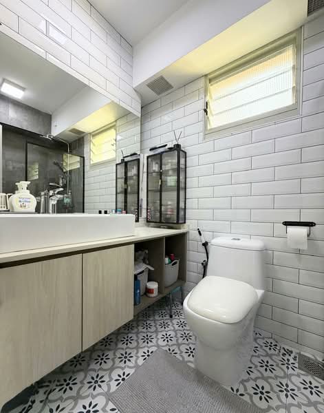 648 Punggol Central, 648 Punggol Central, Hougang / Punggol / Sengkang, 3 Bedrooms, 1,184 sqft, HDB Flat For Sale, by Kavin Kuah, 500160849 - Bathroom - PropertyGuru.com.sg