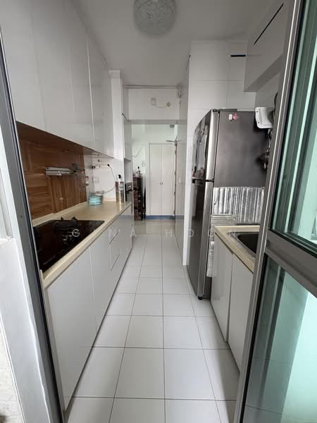 414B Fernvale Link, 414B Fernvale Link, 2 Bedrooms, 732 sqft, HDB Flat For Sale, by Gina Hoon, 500160882 - Kitchen - PropertyGuru.com.sg