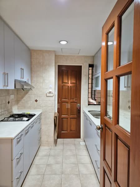 Simsville, 2 Geylang East Avenue 2, 2 Bedrooms, 980 sqft, Condominium For Rent, by Carol Chang 張語蓁, 500160891 - Kitchen - PropertyGuru.com.sg