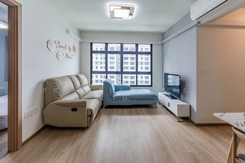 415A Northshore Drive, 415A Northshore Drive, 3 Bedrooms, 1,022 sqft, HDB Flat For Sale, by Florence Ho, 500160904 - Living Room - PropertyGuru.com.sg