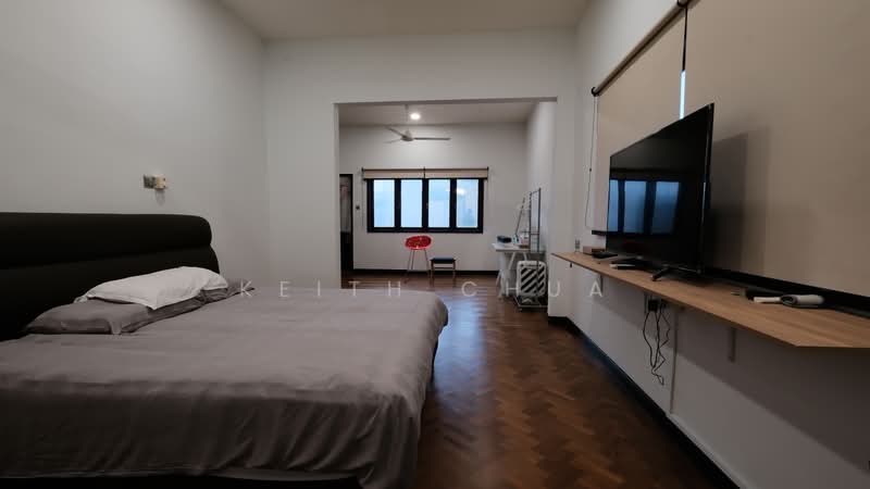 Rare Meyer Road Detached House, , 6 Bedrooms, 7,000 sqft, Detached House For Rent, by Keith Chua, 500160911 - Bedroom - PropertyGuru.com.sg