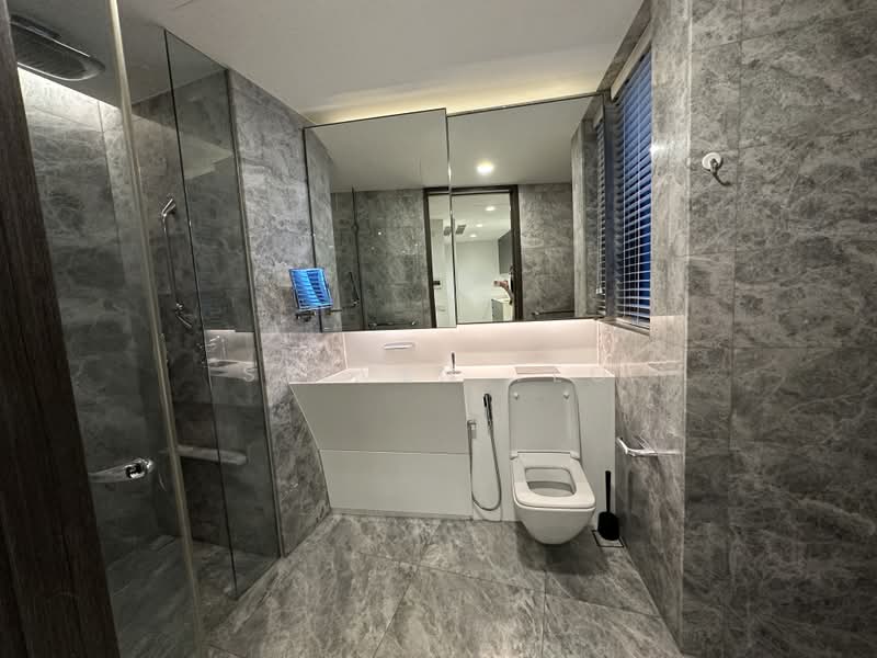 Cairnhill Nine, 9 Cairnhill Road, 1 Bedroom, 603 sqft, Condominium For Sale, by Steven Teo, 500160913 - Bathroom - PropertyGuru.com.sg