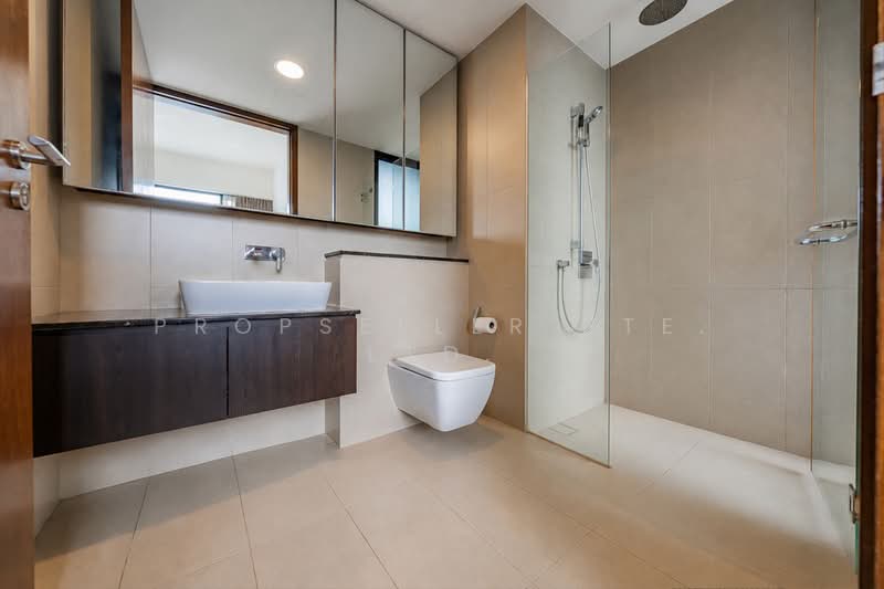 Spottiswoode Residences, 48 Spottiswoode Park Road, 1 Bedroom, 603 sqft, Condominium For Sale, by Florence Ho, 500160916 - Bathroom - PropertyGuru.com.sg