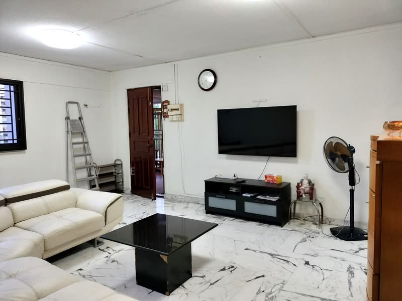 513 Bedok North Avenue 2, 513 Bedok North Avenue 2, 3 Bedrooms, 990 sqft, HDB Flat For Rent, by Wee Ming Hao, 500160918 - Living Room - PropertyGuru.com.sg