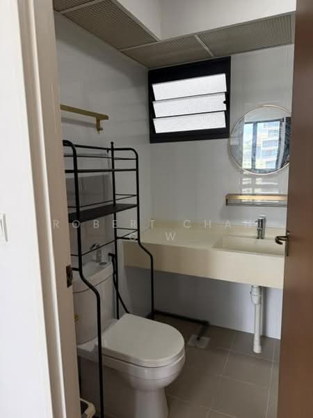 96 Dawson Road, 96 Dawson Road, 3 Bedrooms, 893 sqft, HDB Flat For Rent, by Robert Chan C W, 500160928 - Bathroom - PropertyGuru.com.sg