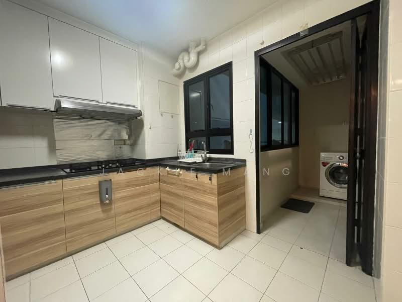 2A Sri Geylang Serai, 2A Geylang Serai, 3 Bedrooms, 1,001 sqft, HDB Flat For Sale, by Jackie Mang, 500160938 - Kitchen - PropertyGuru.com.sg