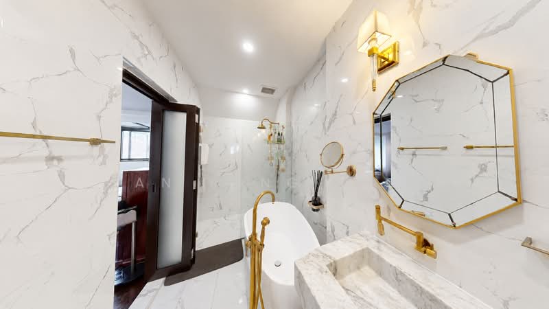 Upper Thomson Road / Nemesu /Jacaranda / Seraya / Sembawang Hills Drive, , 5 Bedrooms, 2,900 sqft, Terraced House For Sale, by Tan Yong Zhun, 500160946 - Bathroom - PropertyGuru.com.sg