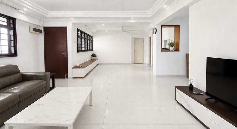 404 Jurong West Street 42, 404 Jurong West Street 42, 3 Bedrooms, 1,119 sqft, HDB Flat For Sale, by Delvin Ong, 500160947 - Living Room - PropertyGuru.com.sg