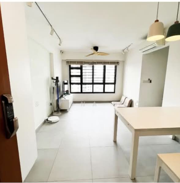 29 Ghim Moh Link, 29 Ghim Moh Link, 2 Bedrooms, 732 sqft, HDB Flat For Sale, by Shynna Neo, 500160960 - Living Room - PropertyGuru.com.sg