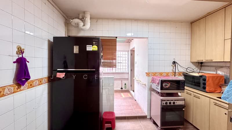 754 Pasir Ris Street 71, 754 Pasir Ris Street 71, 3 Bedrooms, 1,119 sqft, HDB Flat For Rent, by Joyce M Wong, 500160970 - Kitchen - PropertyGuru.com.sg