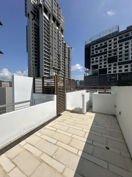The Vision, 61 West Coast Crescent, 4 Bedrooms, 4,941 sqft, Cluster House For Rent, by MH Goh, 500160973 - Roof Terrace - PropertyGuru.com.sg