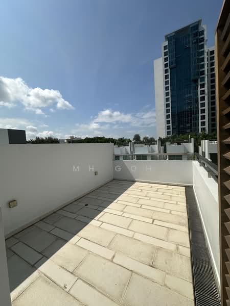 The Vision, 61 West Coast Crescent, 4 Bedrooms, 4,941 sqft, Cluster House For Rent, by MH Goh, 500160973 - Roof Terrace - PropertyGuru.com.sg