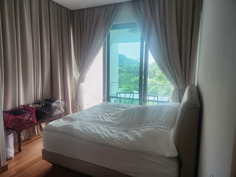 The Residences at W Sentosa Cove, 1 Ocean Way, 2 Bedrooms, 1,259 sqft, Condominium For Rent, by Vinay Gulab Khanchandani ( Vincent ), 500160982 - Bedroom - PropertyGuru.com.sg