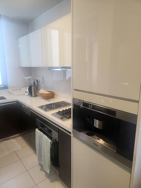 The Residences at W Sentosa Cove, 1 Ocean Way, 2 Bedrooms, 1,259 sqft, Condominium For Rent, by Vinay Gulab Khanchandani ( Vincent ), 500160982 - Kitchen - PropertyGuru.com.sg