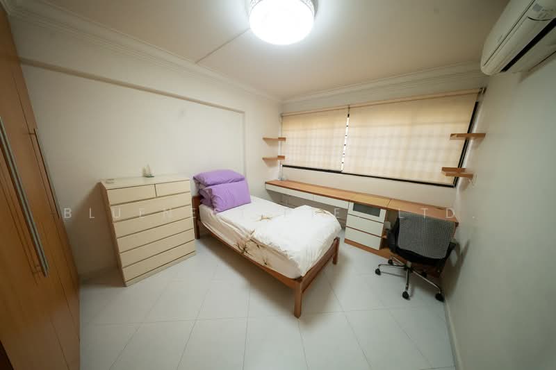 539 Ang Mo Kio Avenue 10, 539 Ang Mo Kio Avenue 10, 3 Bedrooms, 1,270 sqft, HDB Flat For Sale, by KENNETH CHUA, 500160988 - Bedroom - PropertyGuru.com.sg