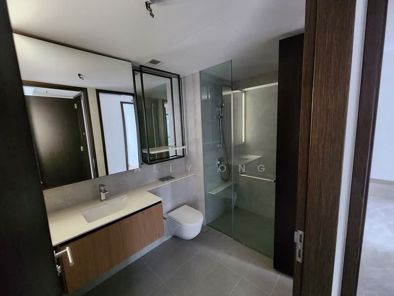 JadeScape, 6 Shunfu Road, 2 Bedrooms, 646 sqft, Condominium For Sale, by Sally Ong, 500160989 - Bathroom - PropertyGuru.com.sg