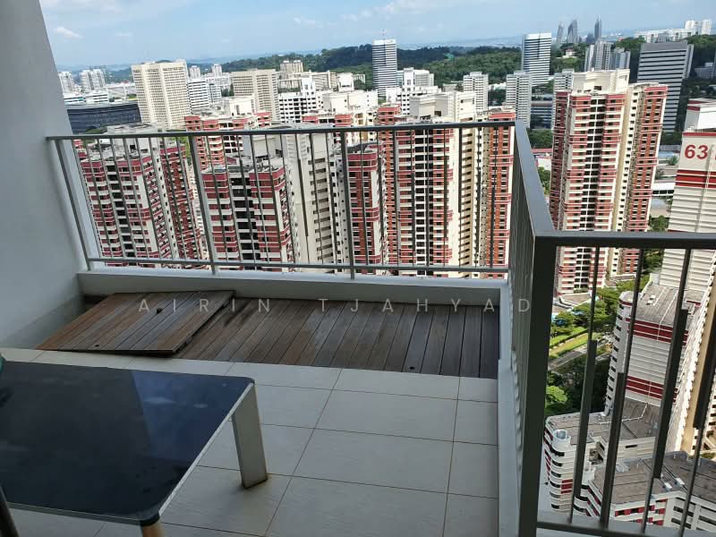 The Metropolitan Condominium, 8 Alexandra View, 3 Bedrooms, 1,399 sqft, Condominium For Rent, by Airin Tjahyadi, 500160999 - Balcony - PropertyGuru.com.sg