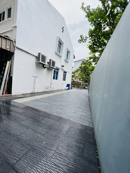 Jalan Elok, Jalan Elok, 4 Bedrooms, 4,481 sqft, Corner Terrace For Sale, by Shaik Raheem, 500161002 - Exterior - PropertyGuru.com.sg