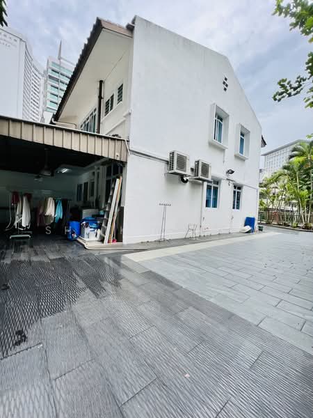 Jalan Elok, Jalan Elok, 4 Bedrooms, 4,481 sqft, Corner Terrace For Sale, by Shaik Raheem, 500161002 - Exterior - PropertyGuru.com.sg
