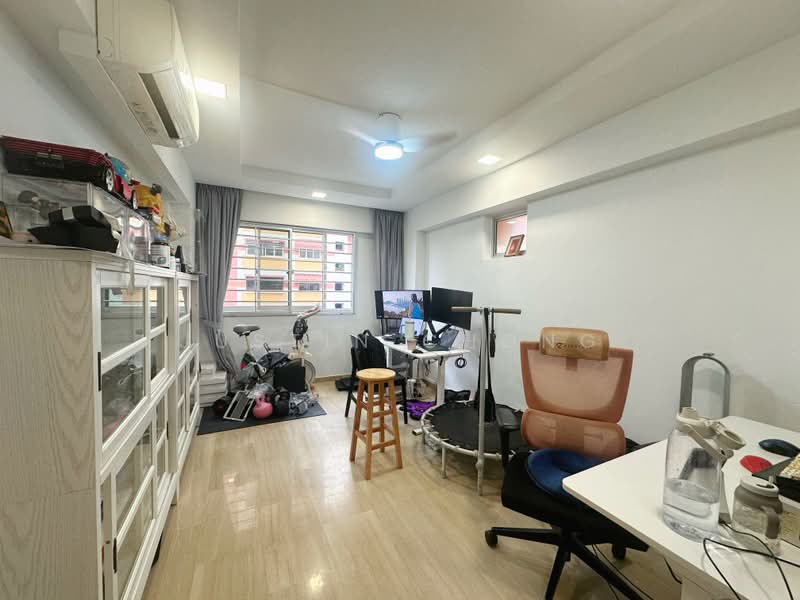 438 Choa Chu Kang Avenue 4, 438 Choa Chu Kang Avenue 4, 4 Bedrooms, 1,431 sqft, HDB Flat For Rent, by Justin Chong, 500161010 - Study - PropertyGuru.com.sg