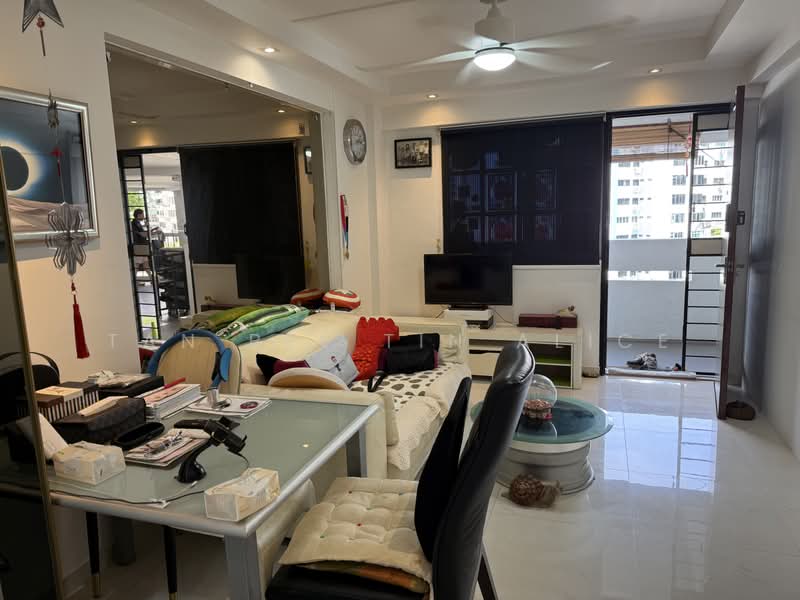 65 Marine Drive, 65 Marine Drive, 3 Bedrooms, 699 sqft, HDB Flat For Sale, by Tan Bee Tin Alice, 500161013 - Living Room - PropertyGuru.com.sg