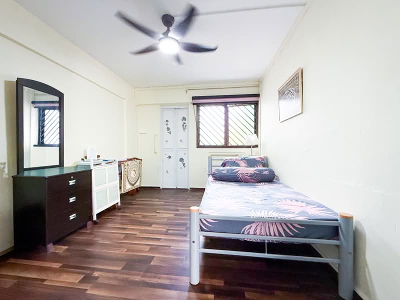 501 Hougang Avenue 8, 501 Hougang Avenue 8, 3 Bedrooms, 904 sqft, HDB Flat For Sale, by Elfi Muni, 500161021 - Bedroom - PropertyGuru.com.sg