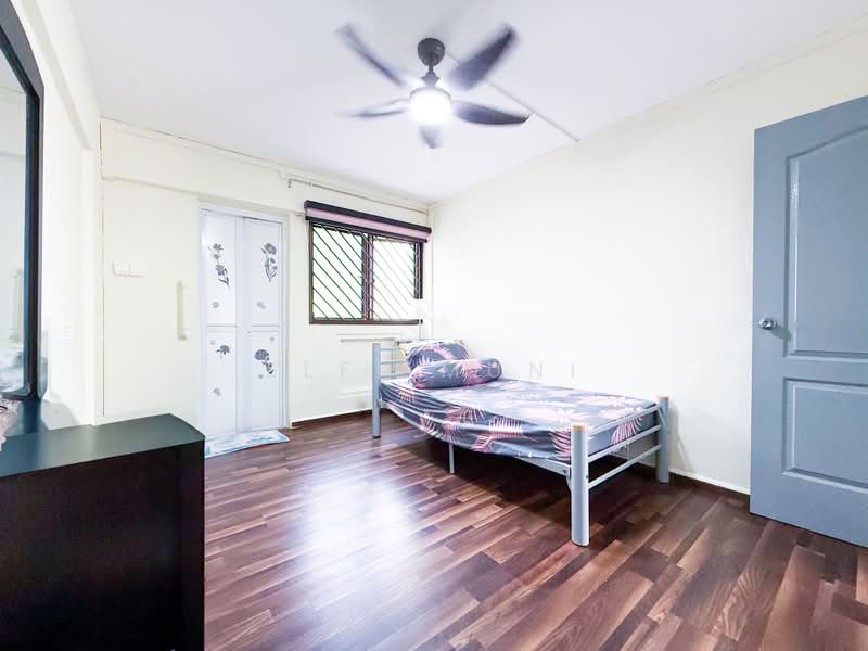 501 Hougang Avenue 8, 501 Hougang Avenue 8, 3 Bedrooms, 904 sqft, HDB Flat For Sale, by Elfi Muni, 500161021 - Bedroom - PropertyGuru.com.sg