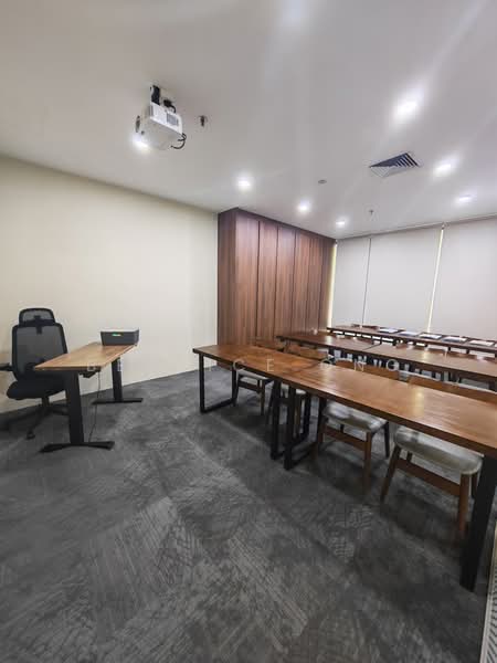 Beauty World Plaza, 140 Upper Bukit Timah Road, 1,119 sqft, Mall Shop For Rent, by Bernice Ong, 500161027 - Rooms - CommercialGuru.com.sg