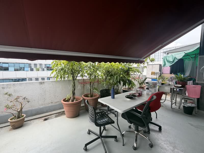 Midview City, 26 Sin Ming Lane, 1,496 sqft, Light Industrial (B1) For Rent, by Ivan Kang, 500161028 - Balcony - CommercialGuru.com.sg