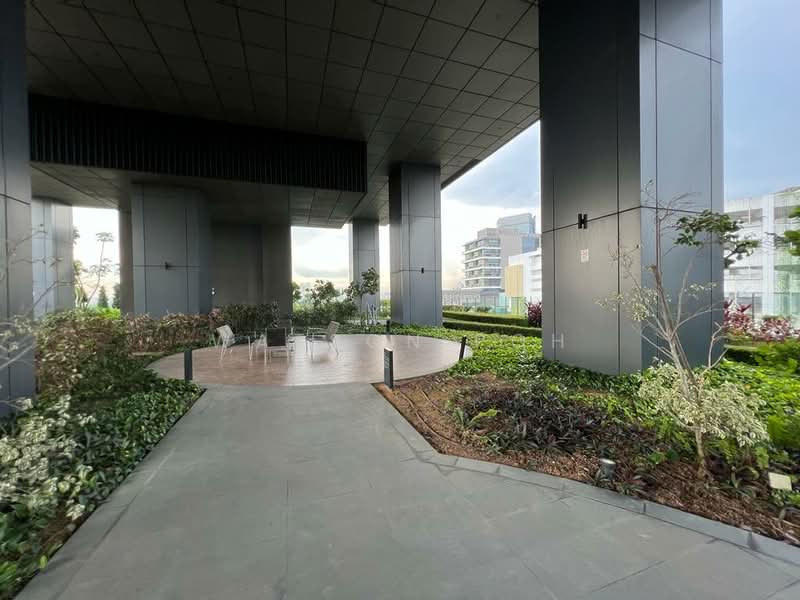 Vision Exchange, 2 Venture Drive, 517 sqft, Office For Sale, by Watson Poh, 500161041 - Exterior - CommercialGuru.com.sg