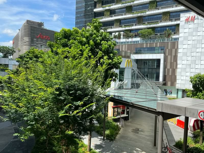 Vision Exchange, 2 Venture Drive, 517 sqft, Office For Sale, by Watson Poh, 500161041 - Exterior - CommercialGuru.com.sg