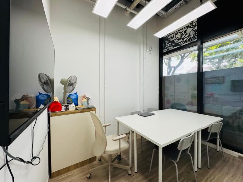 Stars of Kovan, 988 Upper Serangoon, 200 sqft, Mall Shop For Rent, by Vera Loh, 500161047 - Study - CommercialGuru.com.sg