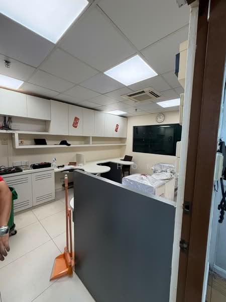 Enterprise One, 1 Kaki Bukit Road 1, 2,165 sqft, Factory / Workshop (B2) For Sale, by Jeff Hong, 500161049 - Interior - CommercialGuru.com.sg
