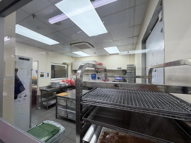 Enterprise One, 1 Kaki Bukit Road 1, Eunos / Geylang / Paya Lebar, 2,165 sqft, Factory / Workshop (B2) For Sale, by Jeff Hong, 500161049 - Kitchen - CommercialGuru.com.sg