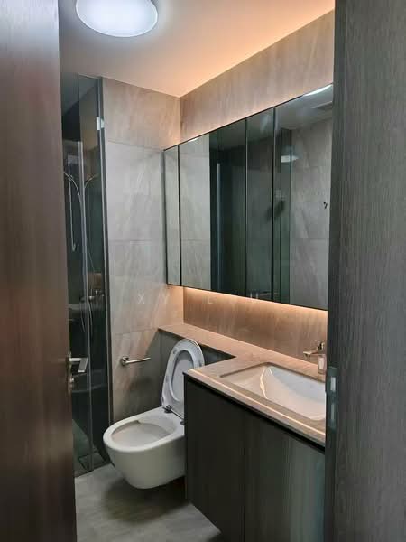 Piccadilly Grand, Northumberland Road, 3 Bedrooms, 818 sqft, Condominium For Rent, by XY Liu, 500161070 - Bathroom - PropertyGuru.com.sg