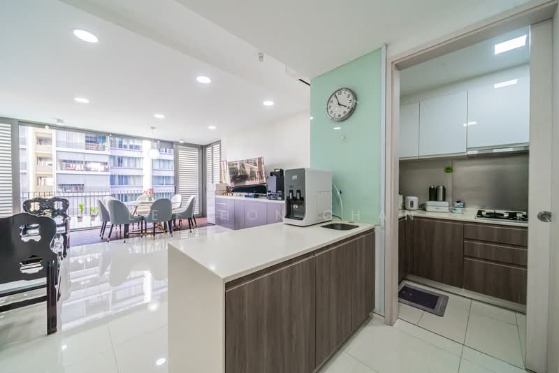 The Amore, 55A Edgedale Plains, 5 Bedrooms, 1,475 sqft, Executive Condominium For Sale, by Lee Hon Chan, 500161073 - Kitchen - PropertyGuru.com.sg