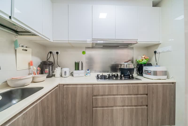 The Amore, 55A Edgedale Plains, 5 Bedrooms, 1,475 sqft, Executive Condominium For Sale, by Lee Hon Chan, 500161073 - Kitchen - PropertyGuru.com.sg