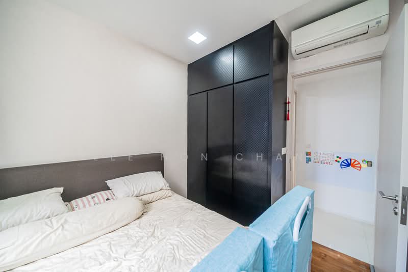 The Amore, 55A Edgedale Plains, 5 Bedrooms, 1,475 sqft, Executive Condominium For Sale, by Lee Hon Chan, 500161073 - Bedroom - PropertyGuru.com.sg