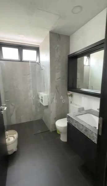 The Orient, 251 Pasir Panjang Road, 1 Bedroom, 581 sqft, Condominium For Rent, by Vivian Song, 500161079 - Bathroom - PropertyGuru.com.sg