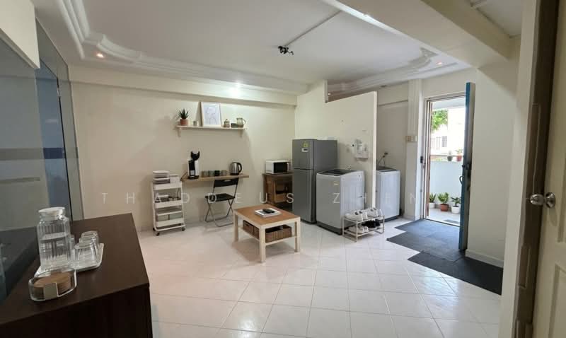 271 Bishan Street 24, 271 Bishan Street 24, 4 Bedrooms, 1,194 sqft, HDB Flat For Sale, by Thaddeus Zheng, 500161083 - Kitchen - PropertyGuru.com.sg