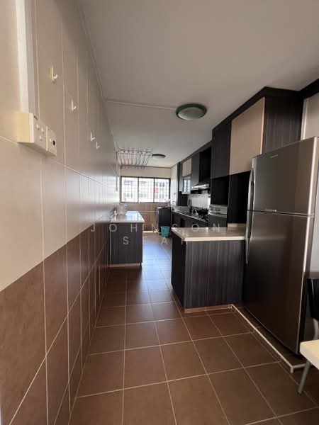 349 Woodlands Avenue 3, 349 Woodlands Avenue 3, 3 Bedrooms, 1,313 sqft, HDB Flat For Rent, by Johnson Seah, 500161109 - Kitchen - PropertyGuru.com.sg