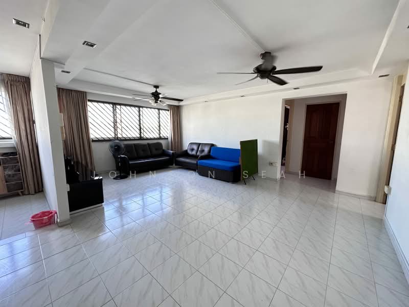 349 Woodlands Avenue 3, 349 Woodlands Avenue 3, 3 Bedrooms, 1,313 sqft, HDB Flat For Rent, by Johnson Seah, 500161109 - Living Room - PropertyGuru.com.sg