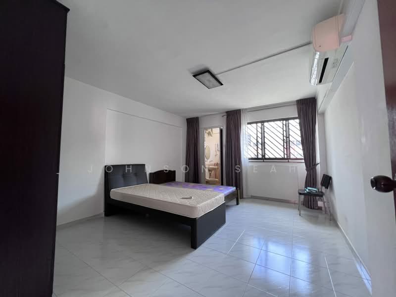 349 Woodlands Avenue 3, 349 Woodlands Avenue 3, 3 Bedrooms, 1,313 sqft, HDB Flat For Rent, by Johnson Seah, 500161109 - Bedroom - PropertyGuru.com.sg