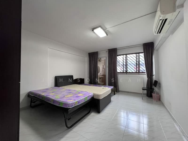 349 Woodlands Avenue 3, 349 Woodlands Avenue 3, 3 Bedrooms, 1,313 sqft, HDB Flat For Rent, by Johnson Seah, 500161109 - Bedroom - PropertyGuru.com.sg