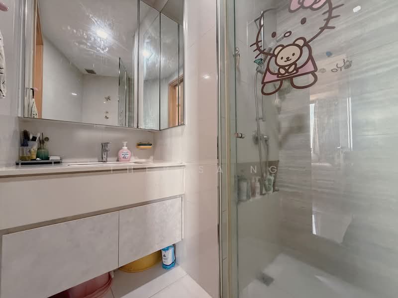 d'Leedon (Former Farrer Court), 7 Leedon Heights, 3 Bedrooms, 1,206 sqft, Condominium For Sale, by Theresa Ng, 500161118 - Bathroom - PropertyGuru.com.sg