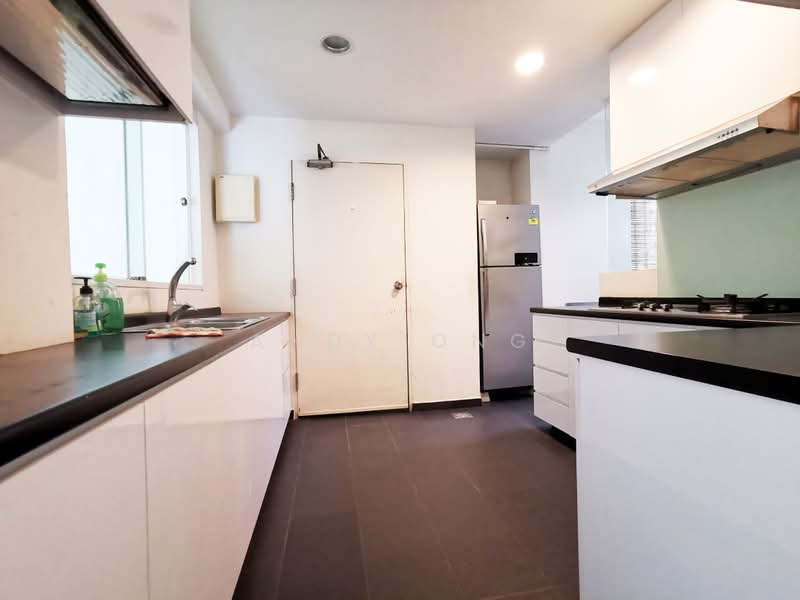 Sommerville Park, Sommerville Estate Road, 3 Bedrooms, 1,302 sqft, Condominium For Rent, by Andy Ong, 500161123 - Kitchen - PropertyGuru.com.sg