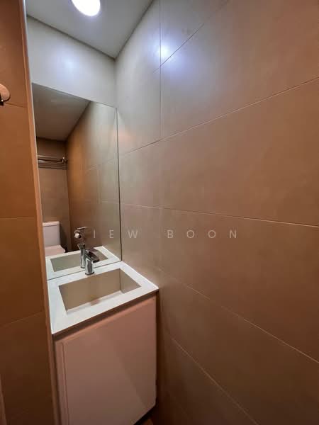 International Plaza, 10 Anson Road, 2 Bedrooms, 904 sqft, Apartment For Rent, by Siew Boon, 500161135 - Bathroom - PropertyGuru.com.sg
